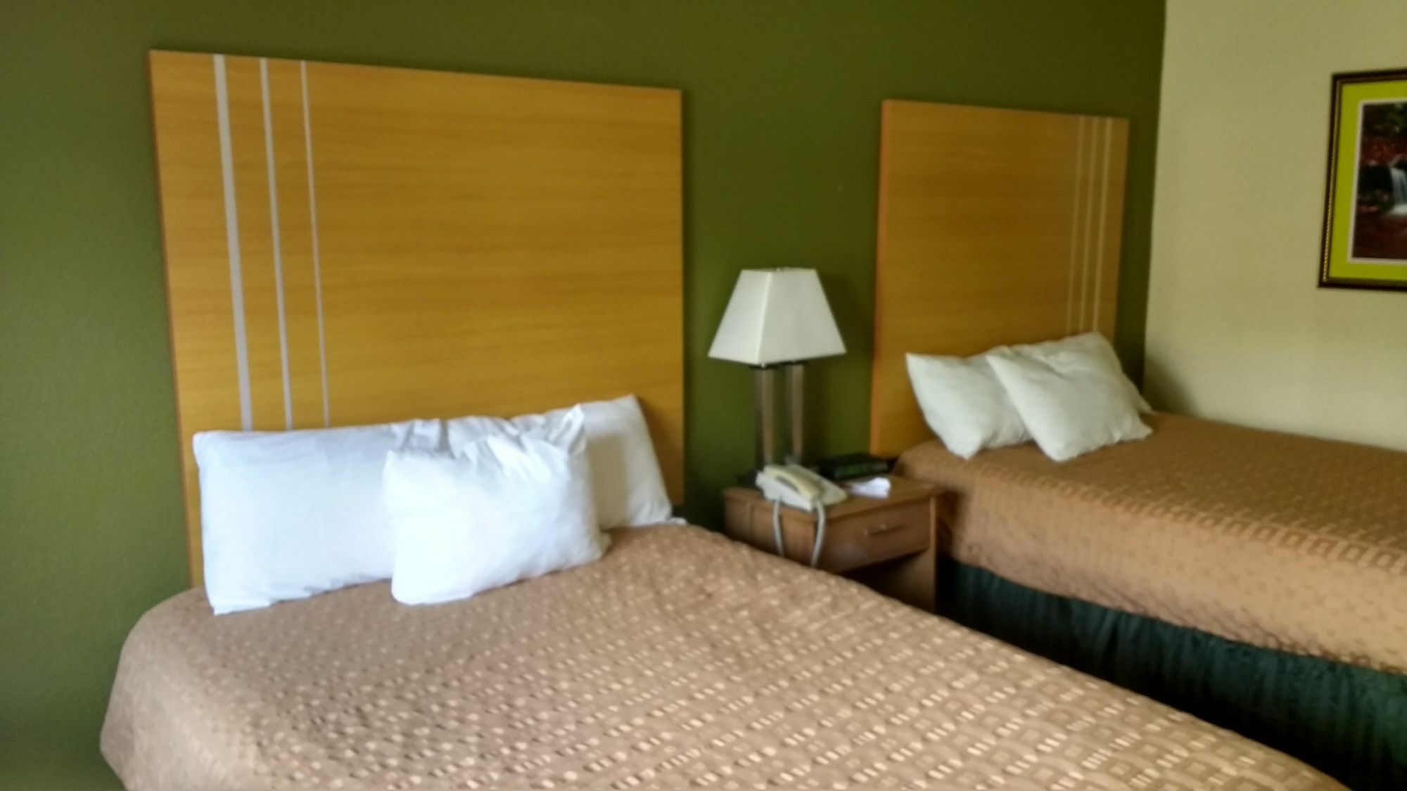 Ramada By Wyndham Asheville Southeast Exterior photo
